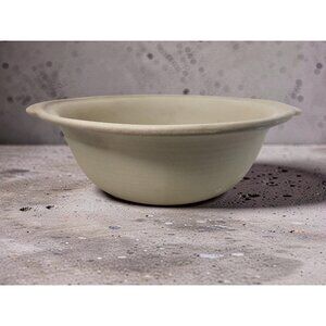 Pampered Chef Baking Bowl 12-inch Family Heritage Stoneware with Handles